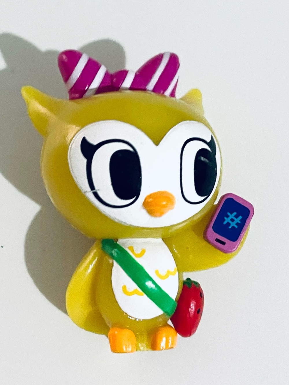 Tokidoki Yellow Owl Toy with Pink Bow and Pink Phone. Name:Melody